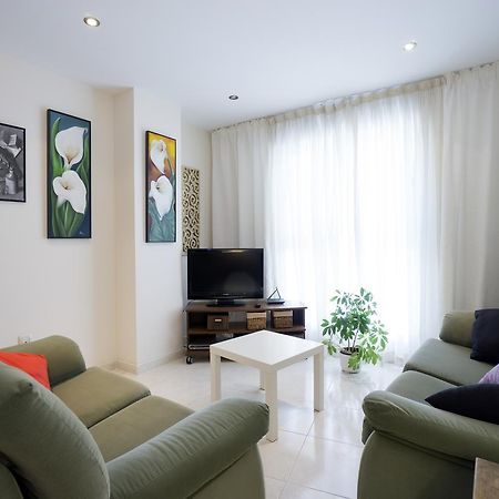 Plaza De Las Flores Apartment Малага Екстериор снимка